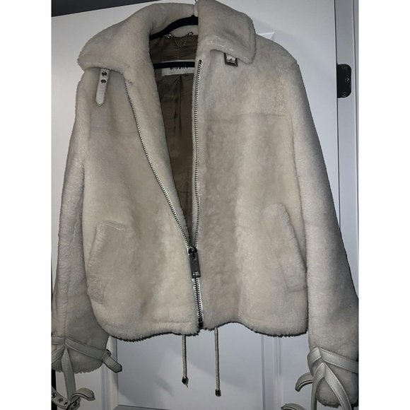 MISBHV Shearling Short Zipped Jacket - Picture 6 of 11